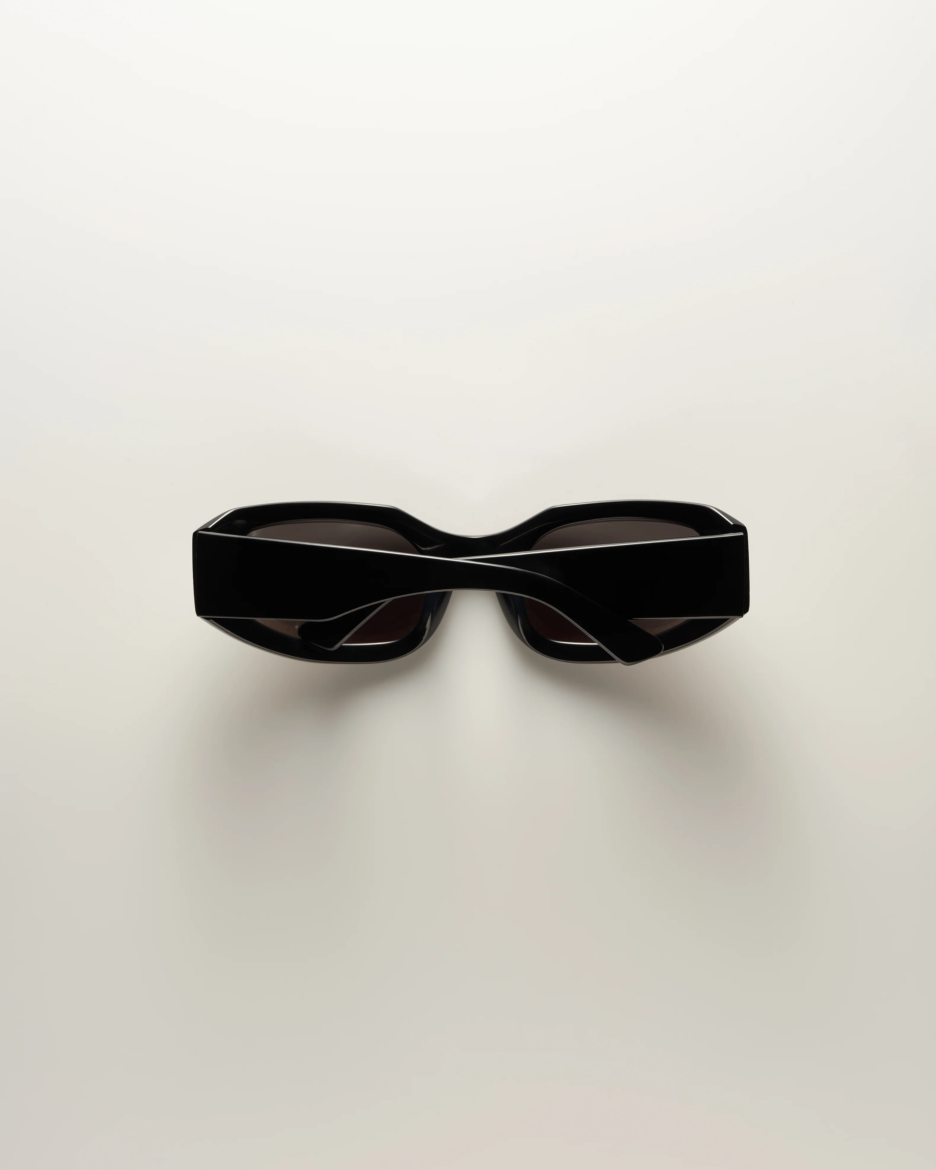 Gia - Black/Smoke - Image 3